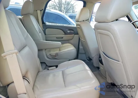 2013 Chevrolet Tahoe K1500 Lt z USA, uszkodzony, nr VIN 1GNSKBE04DR325511